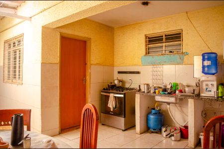 Casa à venda com 293m², 5 quartos e 2 vagas Casa à venda com 293m², 5 quartos e 2 vagasÁrea de Serviço