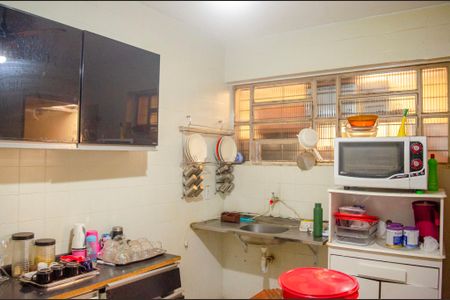 Casa à venda com 293m², 5 quartos e 2 vagas Casa à venda com 293m², 5 quartos e 2 vagasCozinha