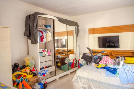 Casa à venda com 293m², 5 quartos e 2 vagas Casa à venda com 293m², 5 quartos e 2 vagasQuarto 5