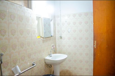 Banheiro de casa à venda com 5 quartos, 293m² em Setor Morais, Goiânia
