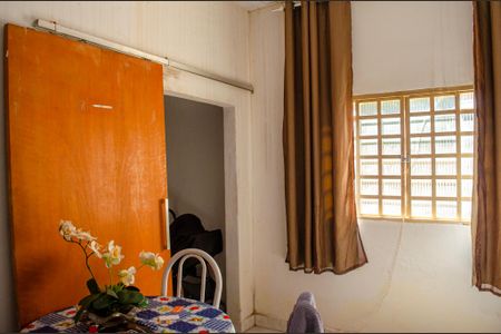 Casa à venda com 293m², 5 quartos e 2 vagas Casa à venda com 293m², 5 quartos e 2 vagasSala 2