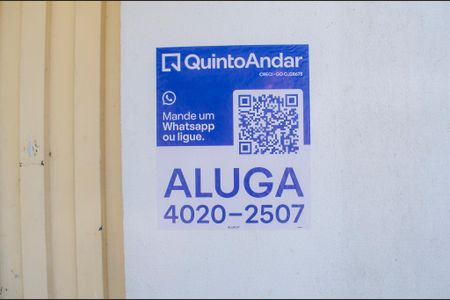 Casa à venda com 293m², 5 quartos e 2 vagas Casa à venda com 293m², 5 quartos e 2 vagasPlaquinha
