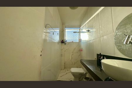 Apartamento à venda com 85m², 3 quartos e 1 vaga Apartamento à venda com 85m², 3 quartos e 1 vagaBanheiro social