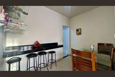 Sala  de apartamento à venda com 3 quartos, 85m² em Anchieta, Belo Horizonte