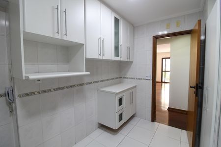 Cozinha de apartamento para alugar com 3 quartos, 127m² em Cidade São Francisco, São Paulo