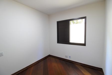 Apartamento para alugar com 127m², 3 quartos e 3 vagas Apartamento para alugar com 127m², 3 quartos e 3 vagasQuarto