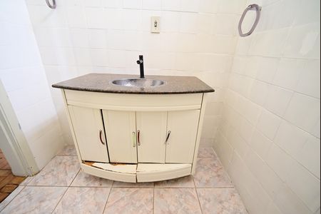 Apartamento para alugar com 129m², 3 quartos e sem vaga