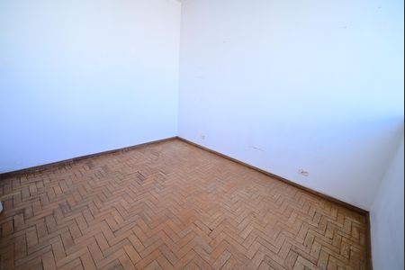 Apartamento para alugar com 129m², 3 quartos e sem vaga