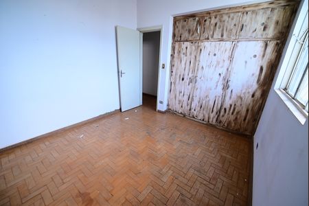 Apartamento para alugar com 129m², 3 quartos e sem vaga
