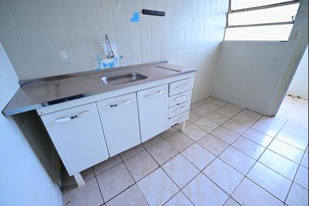 Apartamento para alugar com 129m², 3 quartos e sem vaga
