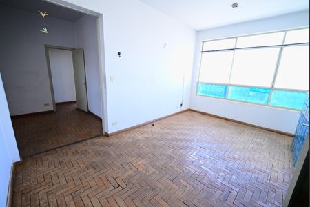 Apartamento para alugar com 3 quartos, 129m² em Setor Central, Goiânia