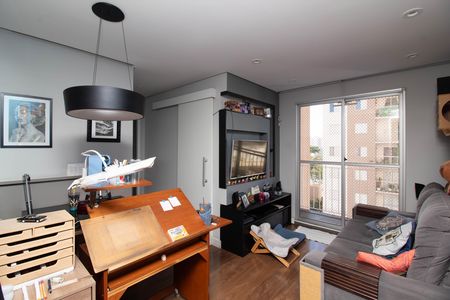 Sala de apartamento à venda com 2 quartos, 51m² em Vila Itapegica, Guarulhos