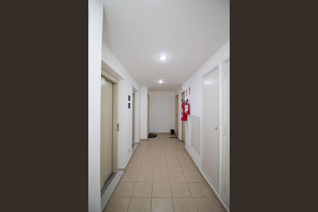 Apartamento à venda com 51m², 2 quartos e 1 vaga Apartamento à venda com 51m², 2 quartos e 1 vagaHall de entrada