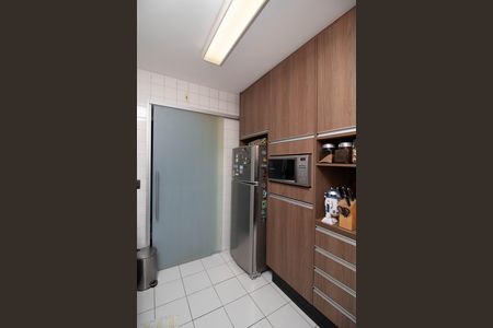 Apartamento à venda com 51m², 2 quartos e 1 vaga Apartamento à venda com 51m², 2 quartos e 1 vagaCozinha - Armários