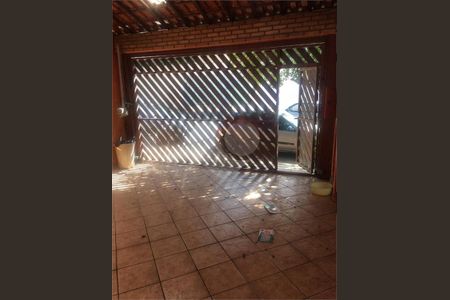 Casa à venda com 180m², 3 quartos e 2 vagas