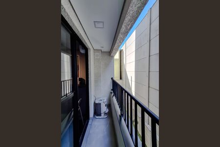 Studio para alugar com 35m², 1 quarto e sem vaga Studio para alugar com 35m², 1 quarto e sem vagaVaranda