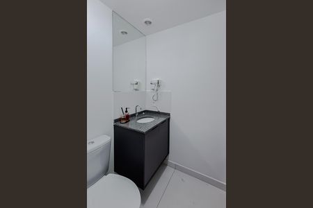 Studio para alugar com 35m², 1 quarto e sem vaga Studio para alugar com 35m², 1 quarto e sem vagaBanheiro
