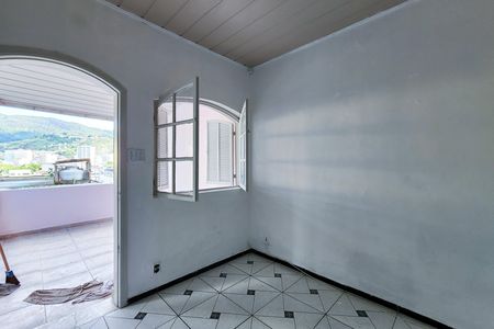 Casa para alugar com 100m², 2 quartos e sem vaga Casa para alugar com 100m², 2 quartos e sem vagaSala