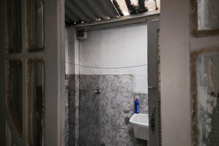 Casa para alugar com 100m², 2 quartos e sem vaga Casa para alugar com 100m², 2 quartos e sem vagaBanheiro