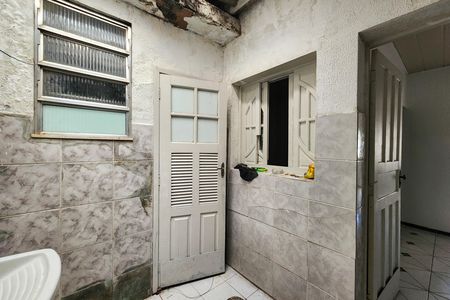 Casa para alugar com 100m², 2 quartos e sem vaga Casa para alugar com 100m², 2 quartos e sem vagaÁrea de Serviço