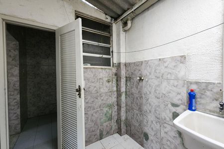 Casa para alugar com 100m², 2 quartos e sem vaga Casa para alugar com 100m², 2 quartos e sem vagaÁrea de Serviço