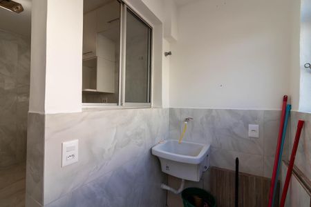 Apartamento à venda com 60m², 2 quartos e 1 vagaÁrea de Serviço