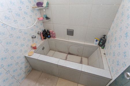 Apartamento à venda com 75m², 3 quartos e 1 vagaBanheira do Banheiro Social