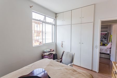 Apartamento à venda com 75m², 3 quartos e 1 vagaQuarto 2