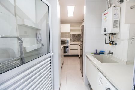 Área de Serviço de apartamento para alugar com 2 quartos, 90m² em Alphaville Empresarial, Barueri