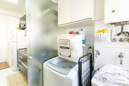 Apartamento à venda com 90m², 2 quartos e 2 vagasÁrea de Serviço