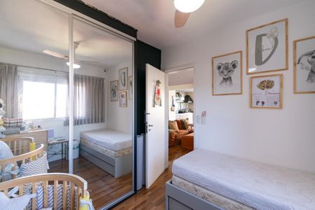 Apartamento à venda com 90m², 2 quartos e 2 vagasQuarto 2
