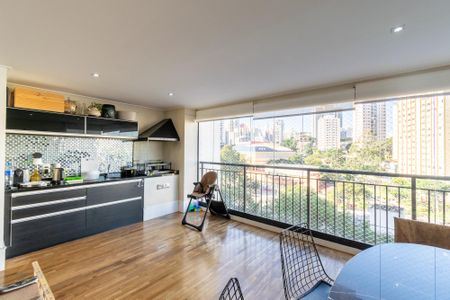 Apartamento à venda com 90m², 2 quartos e 2 vagasVaranda