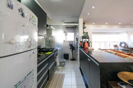 Apartamento à venda com 90m², 2 quartos e 2 vagasCozinha