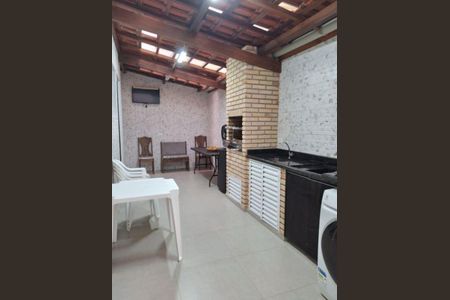 Casa à venda com 154m², 3 quartos e 3 vagas