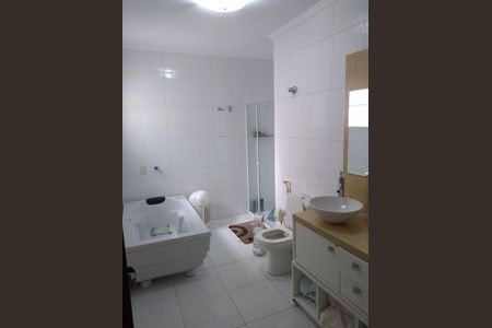 Casa à venda com 3 quartos, 293m² em Sítio da Figueira, São Paulo
