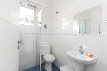 Casa à venda com 680m², 4 quartos e 4 vagas Casa à venda com 680m², 4 quartos e 4 vagasBanheiro 6