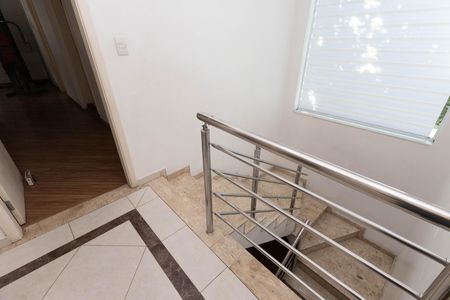 Casa à venda com 680m², 4 quartos e 4 vagas Casa à venda com 680m², 4 quartos e 4 vagasHall