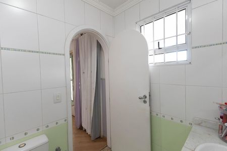 Casa à venda com 680m², 4 quartos e 4 vagas Casa à venda com 680m², 4 quartos e 4 vagasBanheiro da Suíte 2