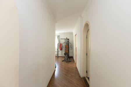 Casa à venda com 680m², 4 quartos e 4 vagas Casa à venda com 680m², 4 quartos e 4 vagasSuíte