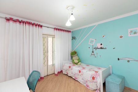 Casa à venda com 680m², 4 quartos e 4 vagas Casa à venda com 680m², 4 quartos e 4 vagasQuarto 3