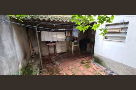 Casa à venda com 4 quartos, 150m² em Rio Bonito, São Paulo