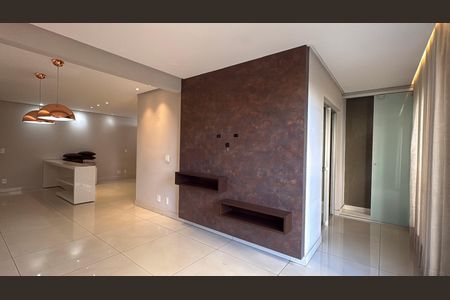 Apartamento à venda com 104m², 2 quartos e 2 vagas Apartamento à venda com 104m², 2 quartos e 2 vagasSala