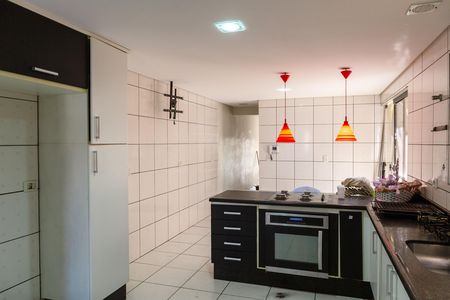 Casa para alugar com 220m², 3 quartos e 5 vagasCozinha