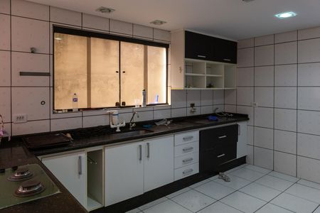 Casa para alugar com 220m², 3 quartos e 5 vagasCozinha