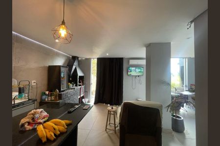 Casa à venda com 135m², 3 quartos e 3 vagas Casa à venda com 135m², 3 quartos e 3 vagasÁrea gourmet