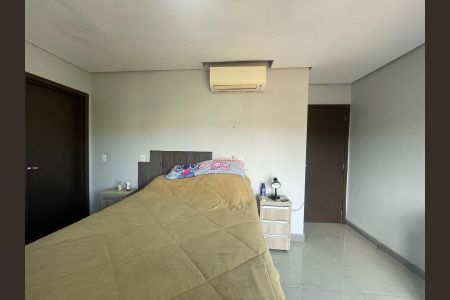 Casa à venda com 135m², 3 quartos e 3 vagas Casa à venda com 135m², 3 quartos e 3 vagasSuíte