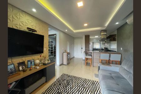 Casa à venda com 135m², 3 quartos e 3 vagas Casa à venda com 135m², 3 quartos e 3 vagasSala