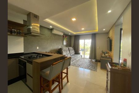 Casa à venda com 135m², 3 quartos e 3 vagas Casa à venda com 135m², 3 quartos e 3 vagasSala