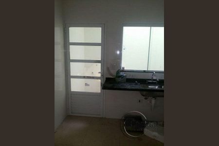 Casa à venda com 3 quartos, 90m² em Vila Santa Clara, São Paulo