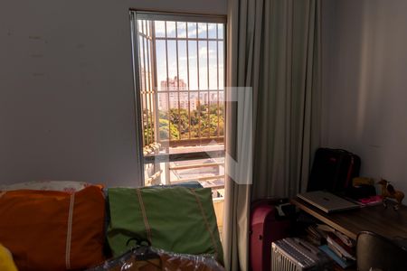 Quarto 01 de apartamento para alugar com 2 quartos, 100m² em Setor Central, Goiânia